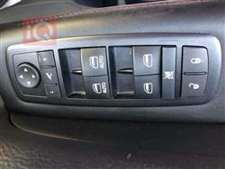 جیپ گراند شیرۆکی